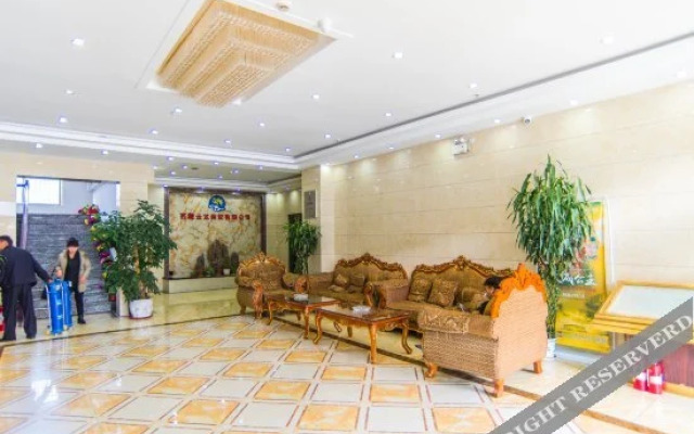 Yunlong Hotel