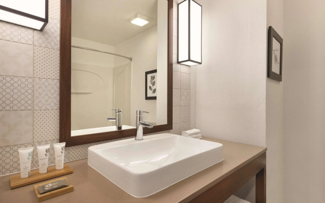 Country Inn & Suites by Radisson, RJ Stadium - Tampa Airport East