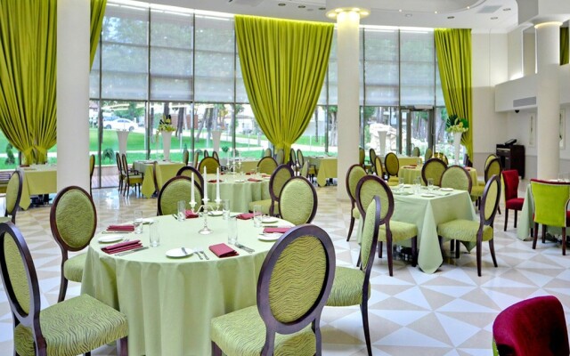 "Приморье" Grand Resort Hotel