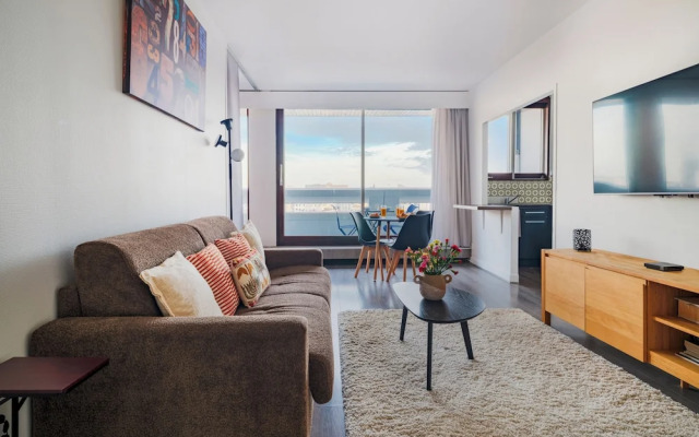 Paris Expo 2 Residence