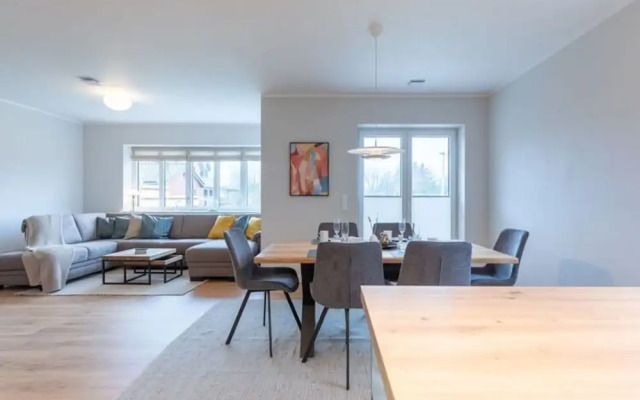 Moderne Doppelhaushalfte in Niebull