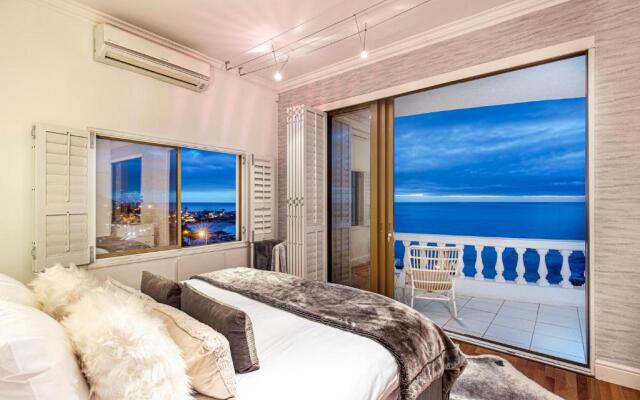 Clifton YOLO Spaces – Clifton Beachfront Apartments