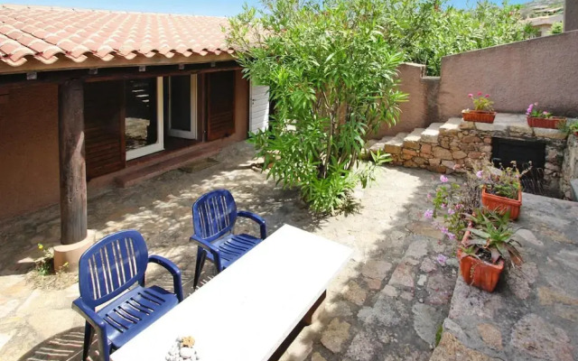 Apartment in Costa Paradiso With Garden