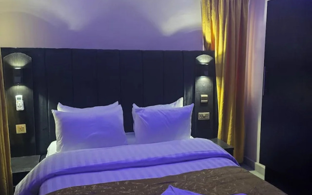 Preserve Hotel Ilupeju