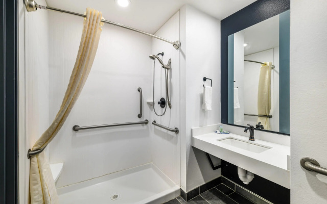 Hy-Lo Hotel, an Ascend Collection Hotel