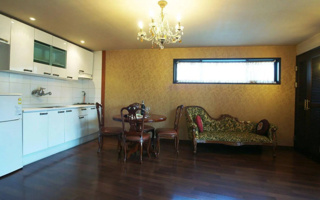 Orange Pension