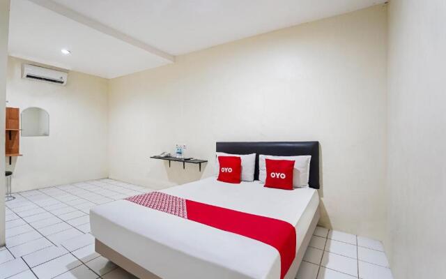 RedDoorz Plus near Galaxy Mall