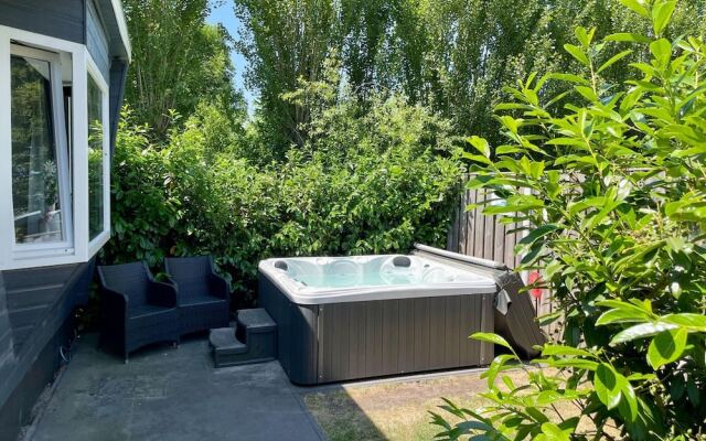 Charming Holiday Home in Kaatsheuvel Near Efteling