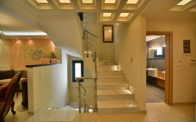 Elegant Villa by B&E