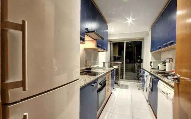 1337 R1 Single Room in a Profesionals Flat Shared