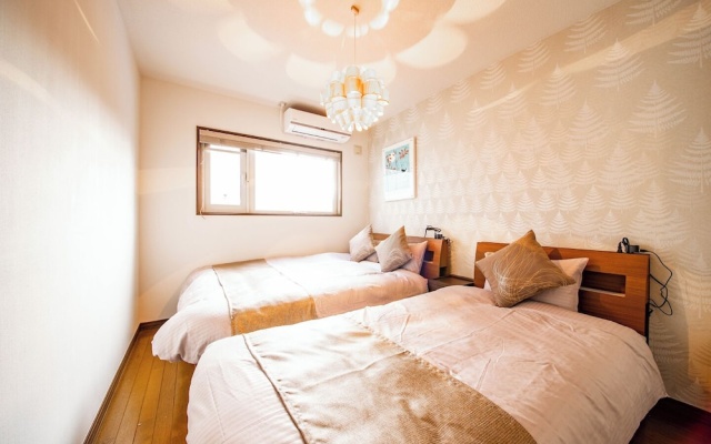 The Beehive 1 – Guest Rooms – Sapporo