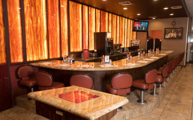 Skyline Hotel & Casino