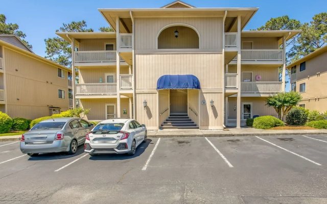 Little River Condo w/ Community Pool & Hot Tub!