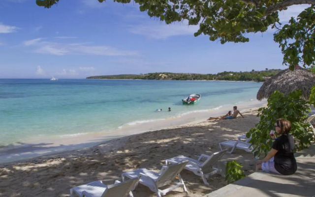 Paradise Island Beach Resort