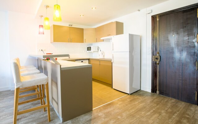 OleHolidays 111 Centro Puerto Banús 50 m. Playa