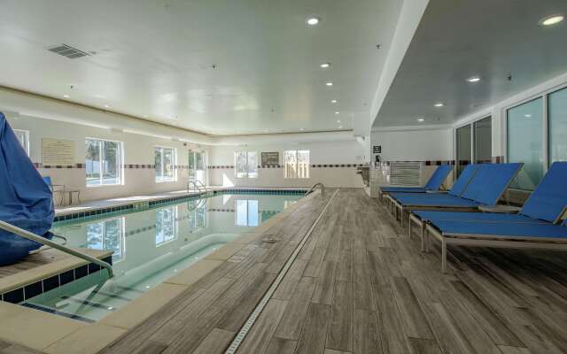 Hampton Inn & Suites Williamsburg-Richmond Rd.