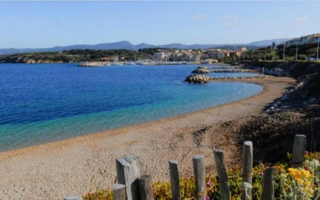 T2 au calme, entre mer et pinède.