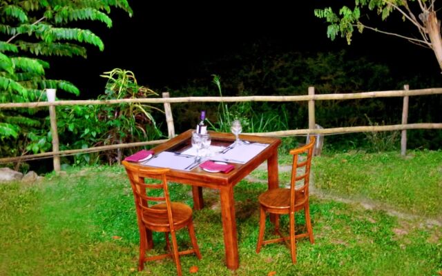Hotel Mahaweli Spring