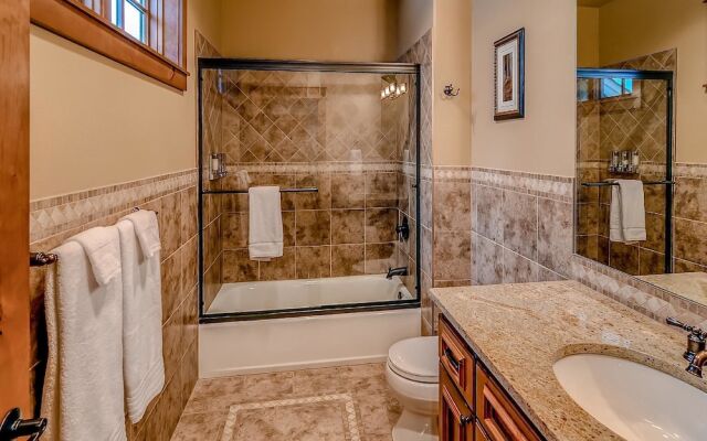 12th Manor in Suncadia