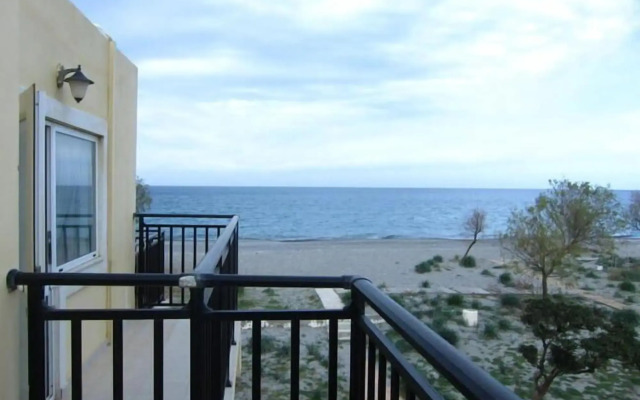 Baladinos Beach Apartment