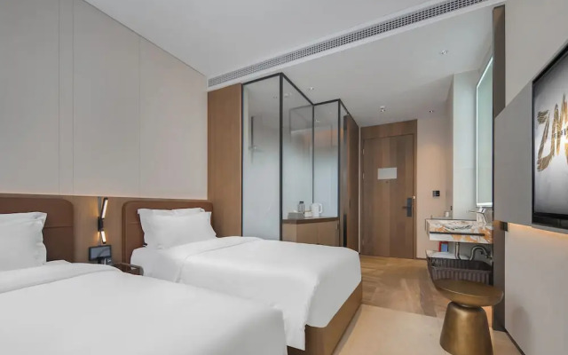 Guangzhou Tianhe Taikoo Hui Rezenxuan Hotel