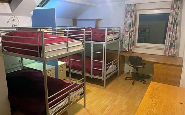 Suburb Hostel