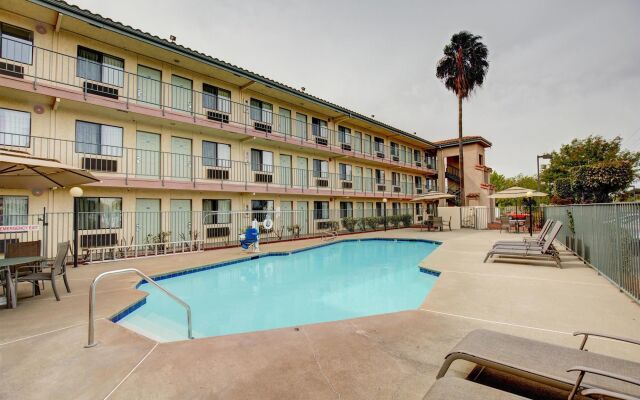 Good Nite Inn Sacramento