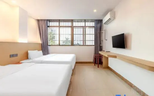 Nanjing Business Hotel