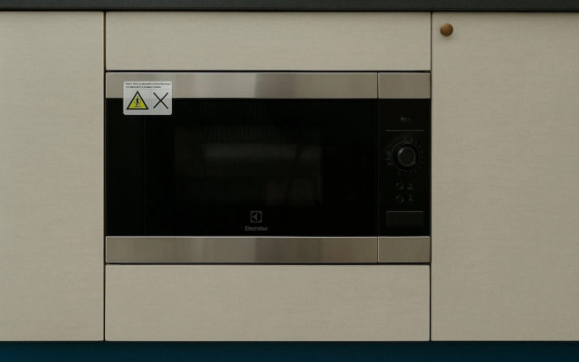 Millerz Square by Tido Tido