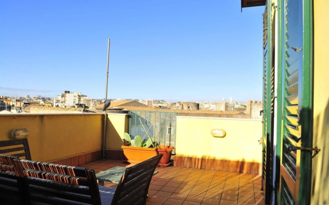 Terrazza sul Castello Ursino by Wonderful Italy