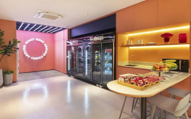 Riva Vibe  Bangkok by PCL