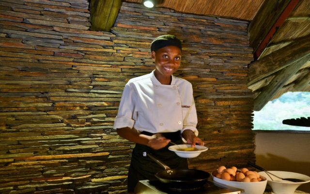 Victoria Falls Safari Club