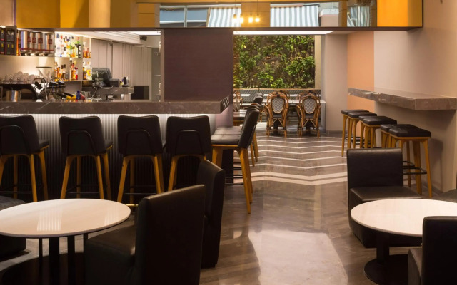 Lozenge Hotel