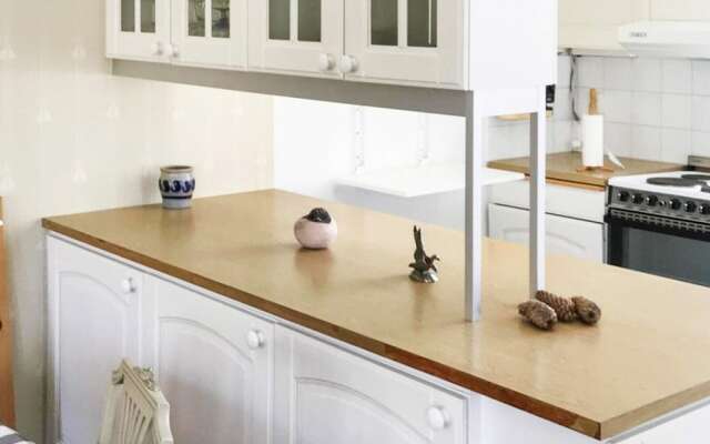 6 Person Holiday Home in Asbro-by Traum