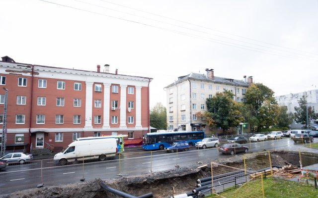 Apartments on Krasnoarmeyskaya street 33-2
