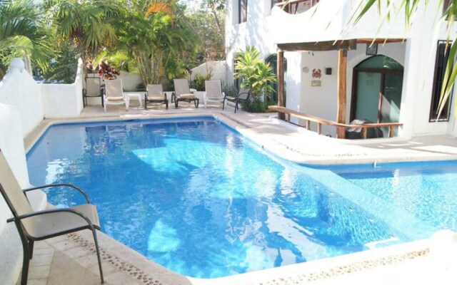 3BR Mexican Villa by TA