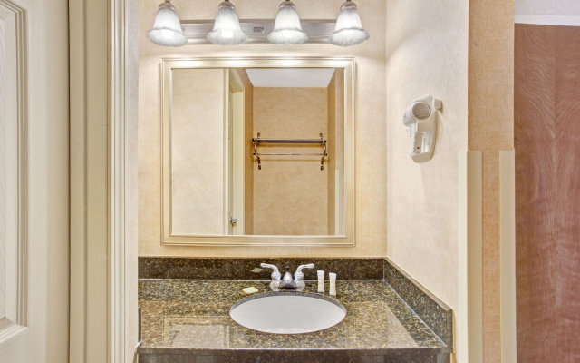 Baymont Inn And Suites Indianapolis West