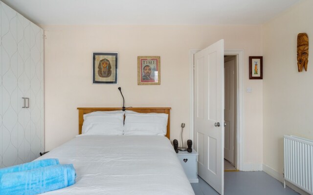 NEW Spacious 2BD House With Garden Gillingham Kent