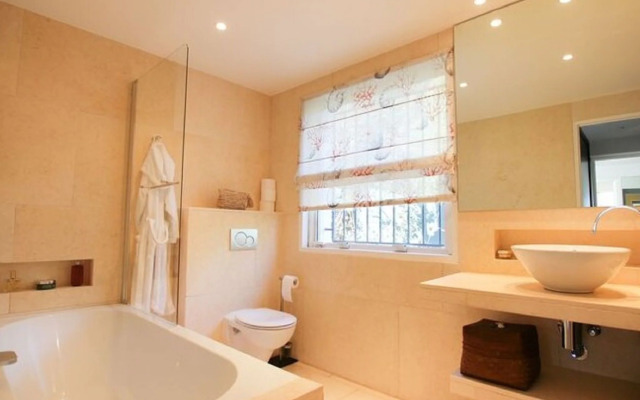 Modern holiday home in Gassin with private pool