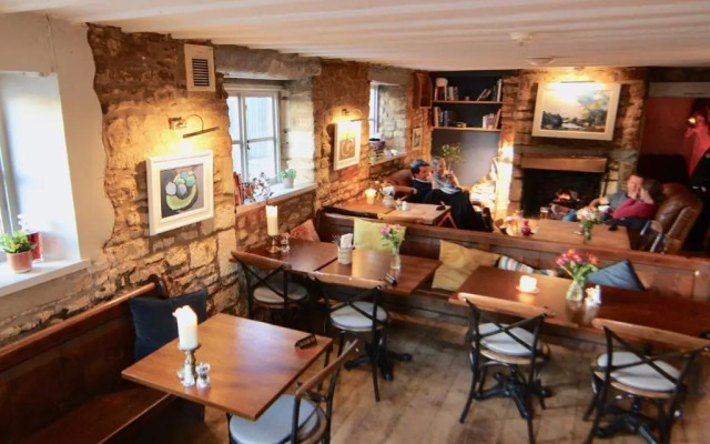 The Mousetrap Inn