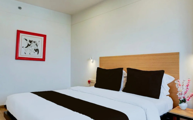 Cozy Deluxe Stays at Balewadi Pune
