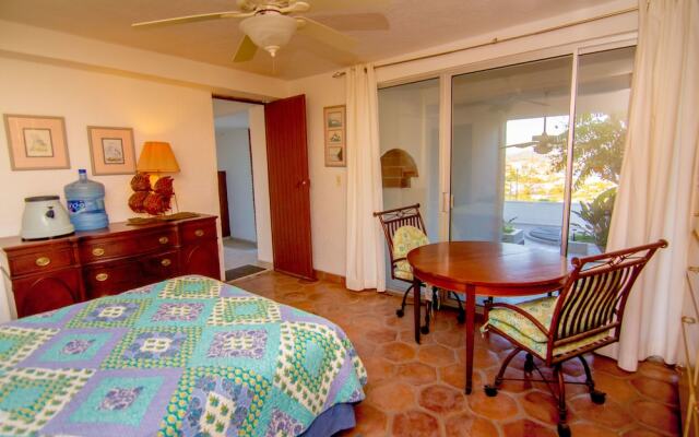 Caracol Peninsula 320 - 3 Br apts