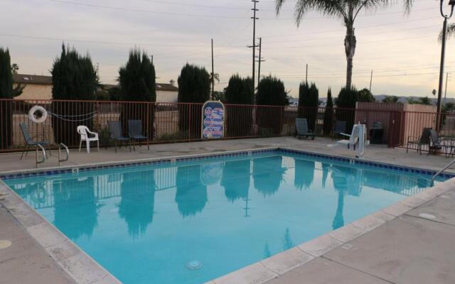 Grand Park Inn