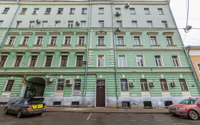 Smart Host на бульваре Страстной