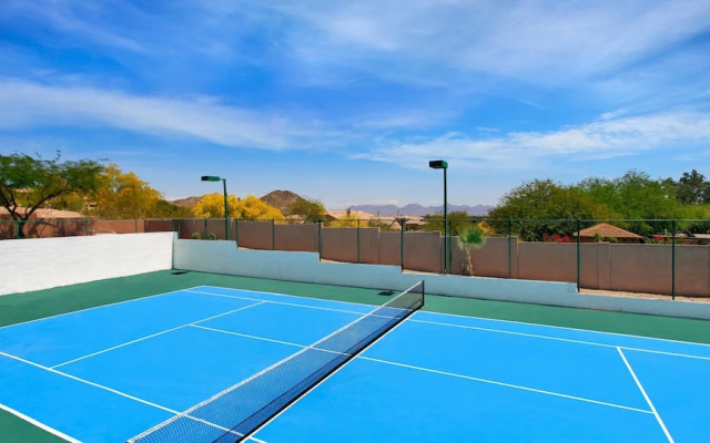 Resort-like w/ Tennis, Bocci, Golf & Games Galore!