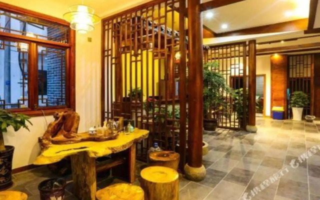 Zhangjiajie Yujian Inn