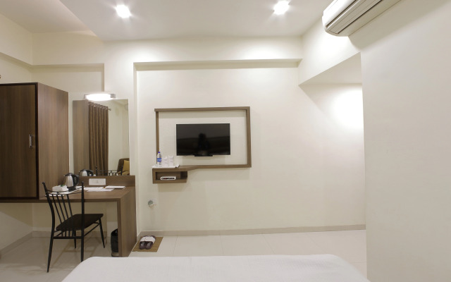 Hotel Summit