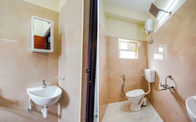 Fabhotel Lucky Inn Grand Residency