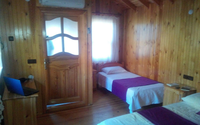 Yavuz Motel Adrasan