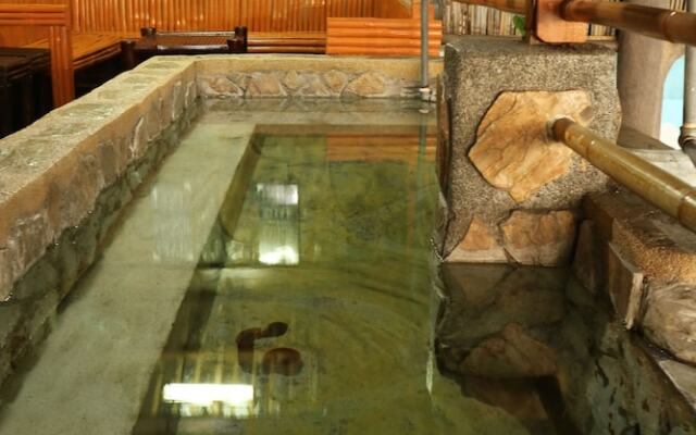 Makiling Onsen Hotel